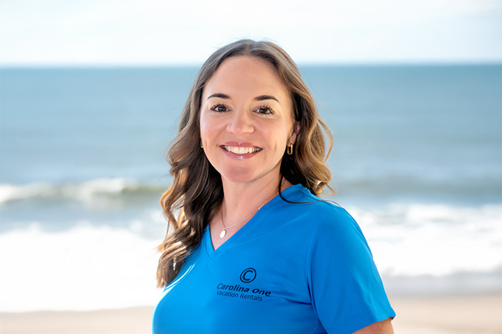 Staff member Leslie Hurley